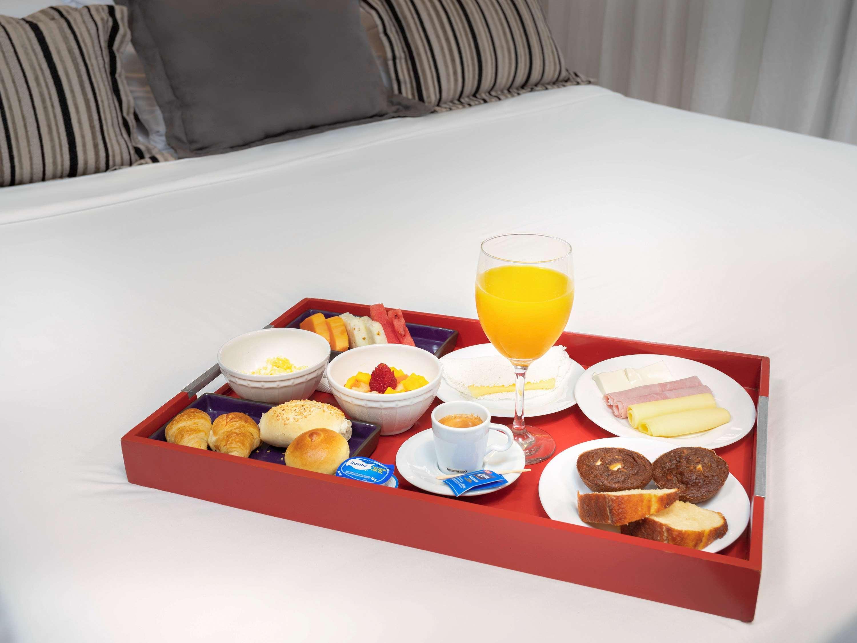 Mercure Sao Paulo Pamplona Bagian luar foto