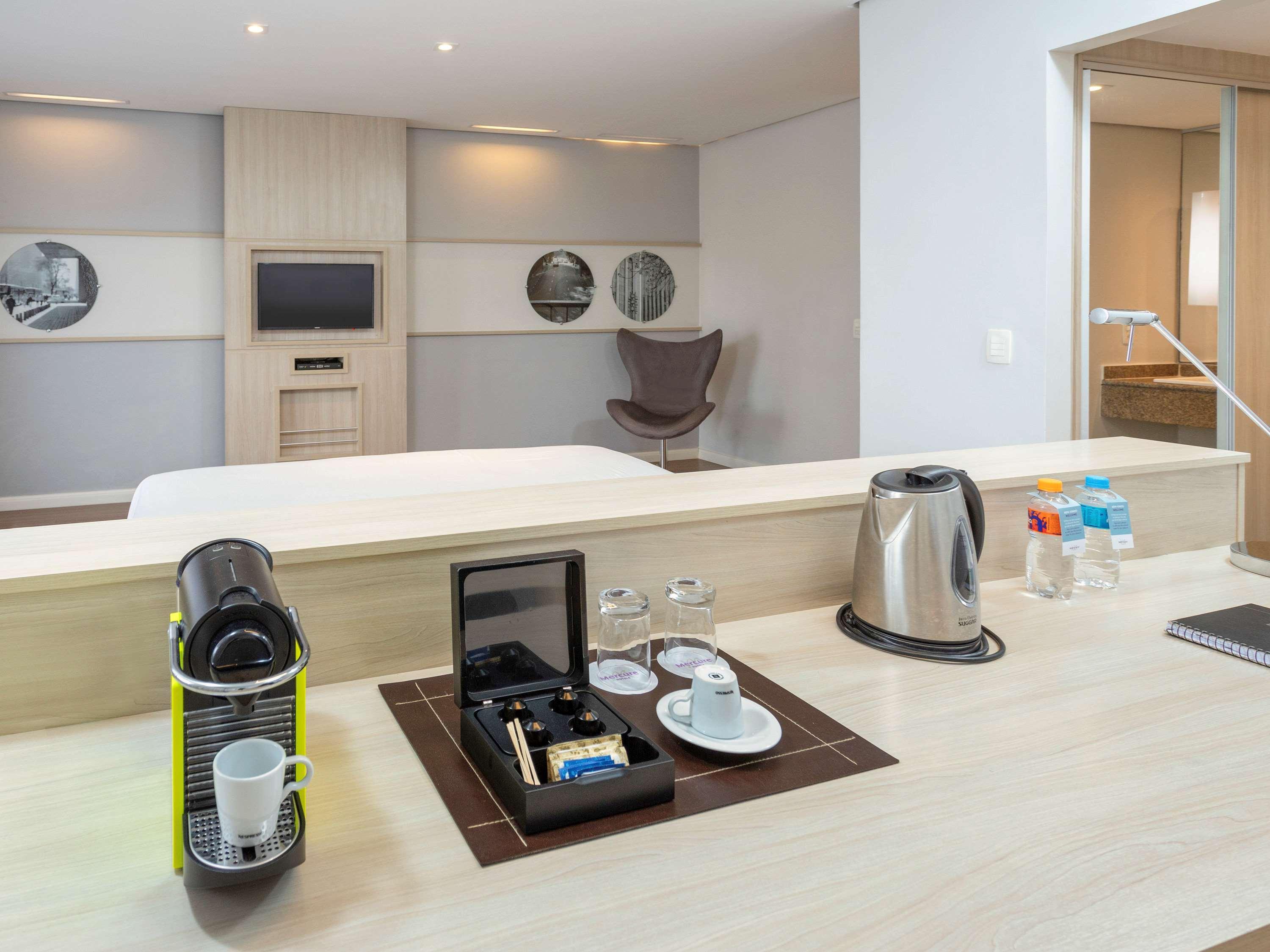 Mercure Sao Paulo Pamplona Bagian luar foto