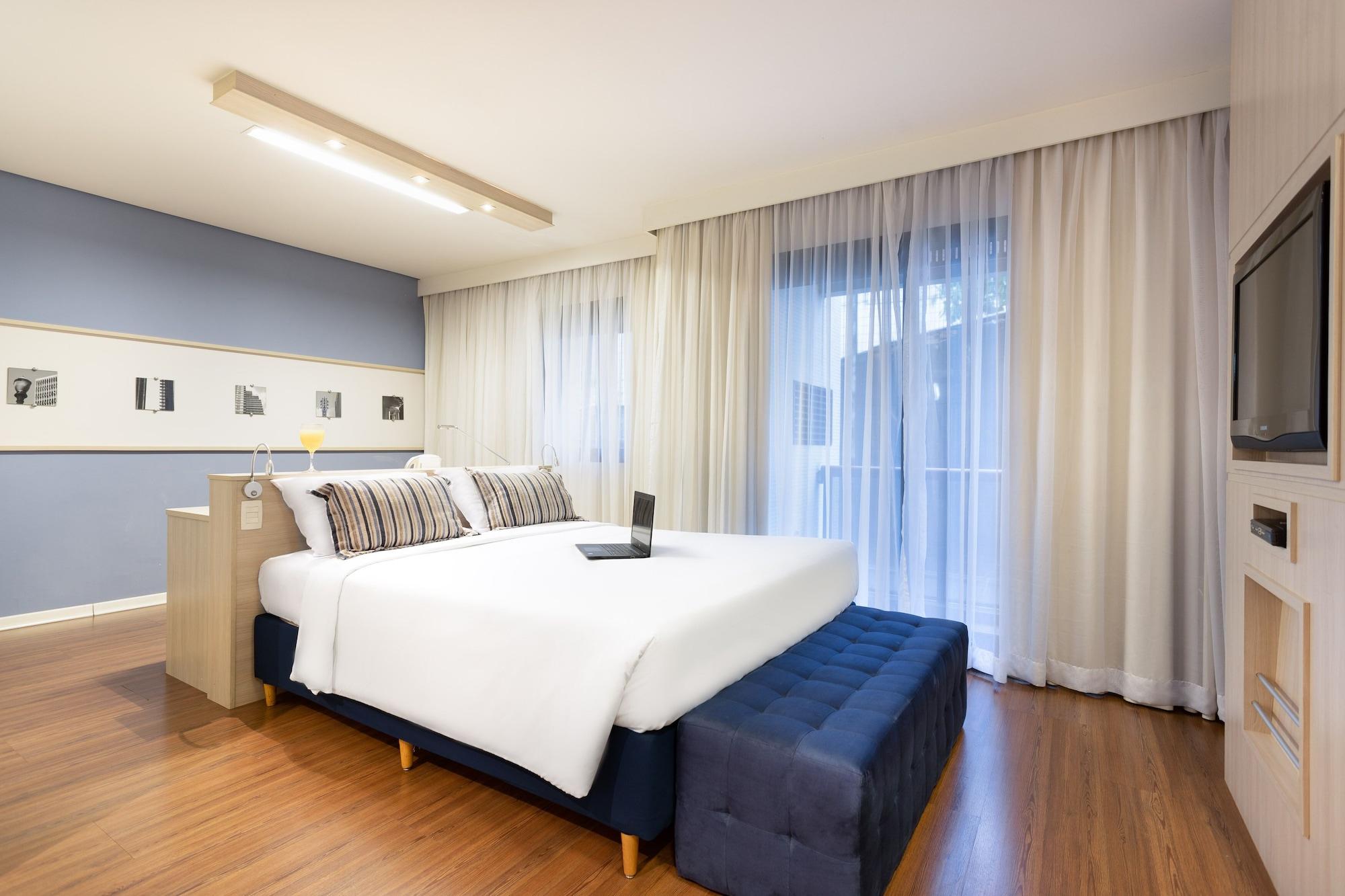 Mercure Sao Paulo Pamplona Bagian luar foto
